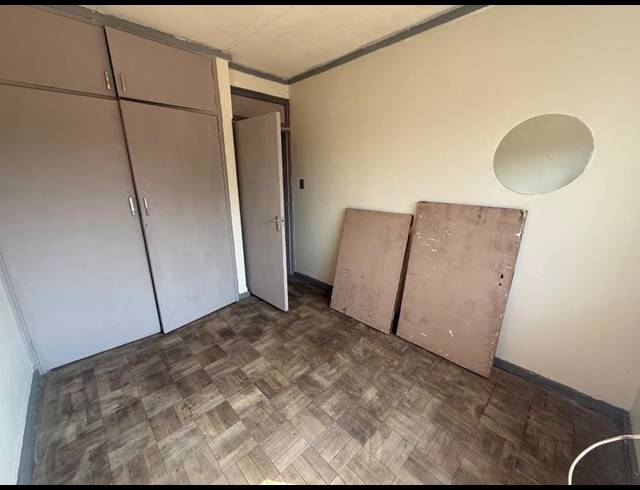 3 BEDROOM HOUSE FOR SALE IN VANDERBIJLPARK CE 2